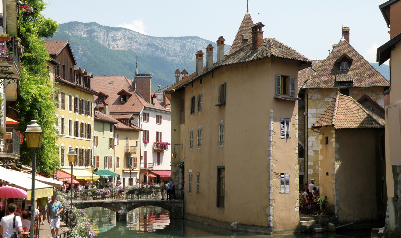 le palais de l'Île Annecy